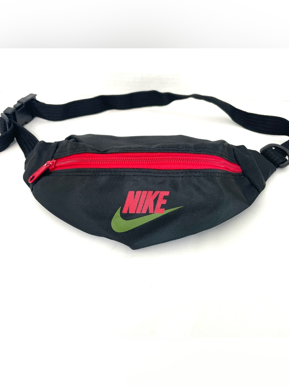 Vintage 90’s Nike Black Red Belt Bag Small Fanny Pack Adjustable Zipper